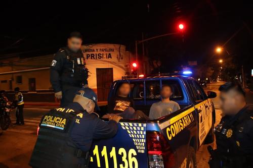 Bay &ldquo;N&rdquo; y Antony &ldquo;N&rdquo; fueron capturados en zona 1. (Foto: PNC) 