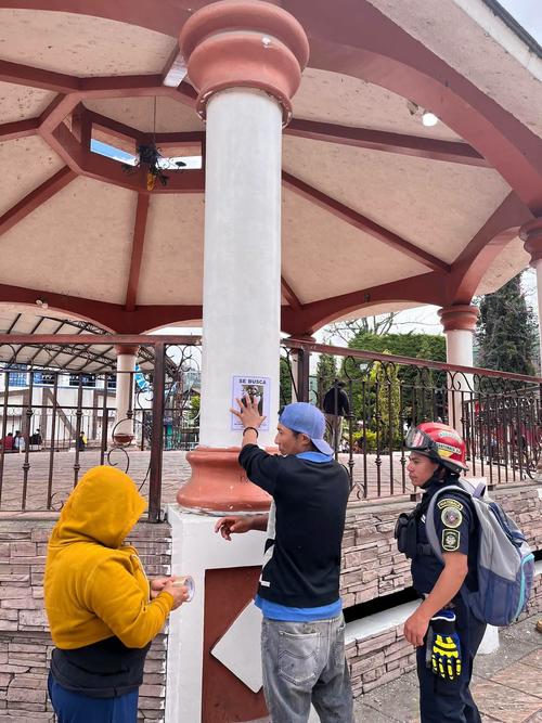 Vecinos se unieron en una intensa jornada de b&uacute;squeda de Santiago Felipe. (Foto: Redes sociales) 