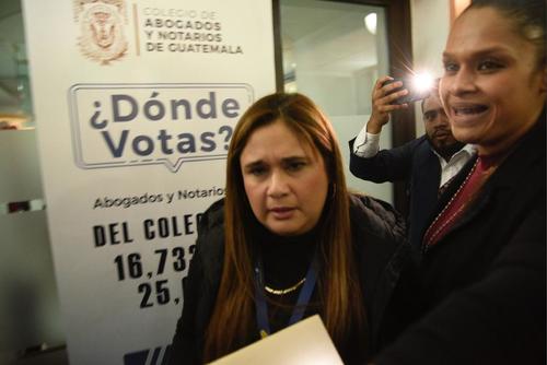 La exfiscal Leonor Morales dio el visto bueno para presentar el desestimiento del caso adopciones ilegales que vincula a la exfiscal General Consuelo Porras. (Foto: Archivo/Soy502)