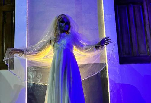 Personajes de relatos populares cobran vida con las interpretaciones de artistas. (Foto: Grupo Los pregoneros de Antigua)
