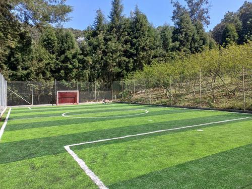 El recinto cuenta con espacios &oacute;ptimos para hacer deporte, como el futbol. (Foto: Karla Santiago)