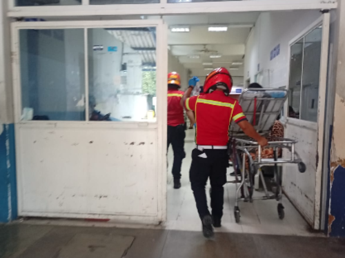 El hombre fue ingresado de emergencia al Hospital Roosevelt. (Foto: CMB)