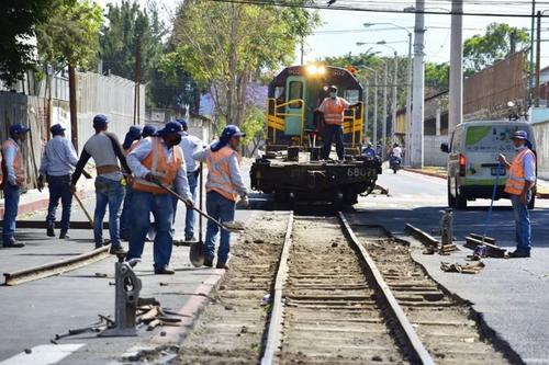 Sistema ferroviario, tren de pasajeros, Congreso de la Rep&uacute;blica, iniciativa 6830, Fegua, &aacute;rea metropolitana, transporte p&uacute;blico, infraestructura ferroviaria, 02