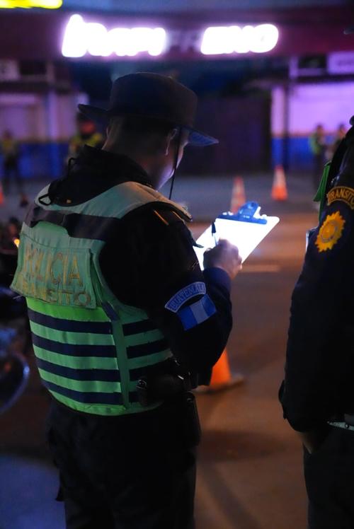 (Foto v&iacute;a: Polic&iacute;a Nacional Civil de Tr&aacute;nsito)
