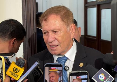 El presidente del Congreso, Luis Contreras, dijo que no buscan arriesgar una votaci&oacute;n sin acuerdos previos. (Foto: Soy502)