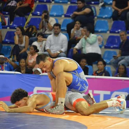 A diario entrena fuerte para mantenerse al cien. (Foto: Cortes&iacute;a/COG)