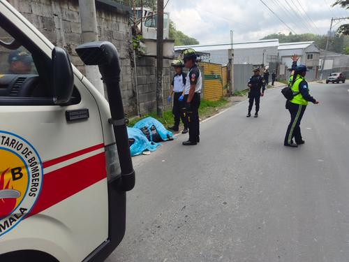 Las autoridades investigan la causa de este doble crimen. (Foto: CVB)