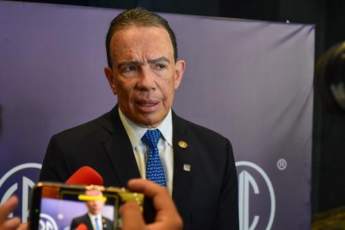 Bernardo Ar&eacute;valo, Superintendencia de Bancos, SIB, Banco de Guatemala, Banguat, Junta Monetaria, Saulo de Le&oacute;n, &Aacute;lvaro Gonz&aacute;lez Ricci, Guatemala, soy502, Noticias, 02