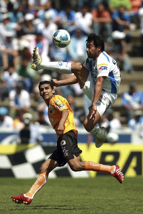 Carlos Pescadito Ruiz Guti&eacute;rrez, Futbol, Guatemala, Puebla, M&eacute;xico
