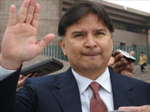 Una de las pocas im&aacute;genes de cuando el ex mandatario estuvo en M&eacute;xico. (Foto Internet)