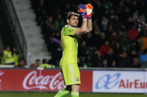 Iker Casillas es el que m&aacute;s veces ha celebrado en el conjunto blanco. (Foto: EFE)