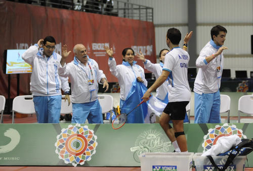 Los badmintonistas nacionales ver&aacute;n acci&oacute;n hasta el domingo si pasan a las finales. (Foto: Archivo/Soy502)