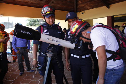 Conred despleg&oacute; un puesto de mando en San Juan Alotenango desde el cual se coordina a todas las personas ubicadas en las comunidades y a las dem&aacute;s instituciones involucradas. (Foto: Fredy Hernandez/Soy502)