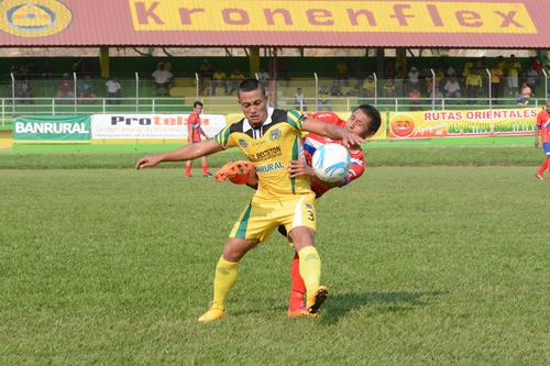 Guastatoya a&uacute;n no respira tranquilo con el tema del descenso. (Foto: Salvador Revolorio/Nuestro Diario) 