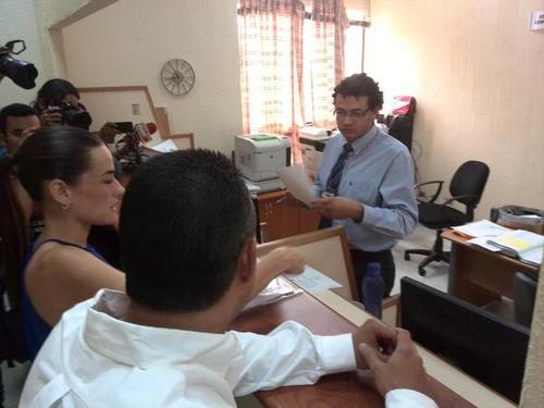 Ana Lucía Alejos sospecha que Monzón se encuentre detenido ilegalmente por Baldetti. 