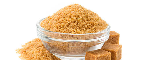 &iquest;Tienes un bulto de az&uacute;car moreno en el bote? No te veas tentado a tirarlo, todav&iacute;a lo puedes usar.