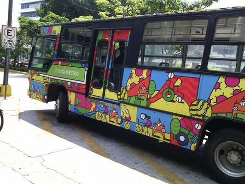 Los buses habilitados por la Municipalidad para ciclistas.  (Foto: Facebook/Bicitour) 