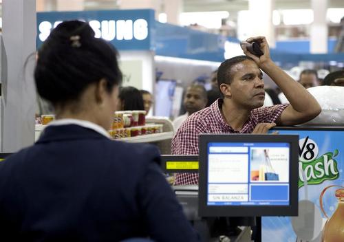 Se destac&oacute; que la presencia de personas fue mucho menor en comparaci&oacute;n de a&ntilde;os anteriores debido al incremento de las ventas en l&iacute;nea. (Foto: EFE)