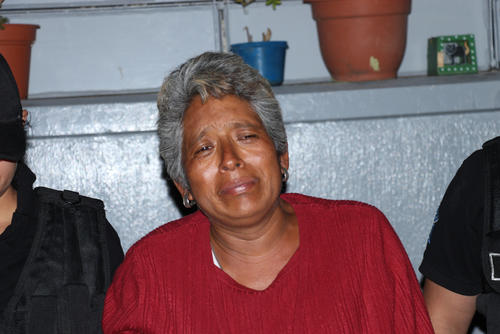 Debia Patricia Pensamiento, esposa del conserje, también fue capturada. Sin embargo, fue llevada al IGSS de la zona 6, ya que estaba en el último mes de embarazo.