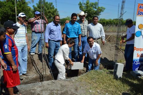 El alcalde de Escuintla, Jos&eacute; Rizzo, tiene su mejor calificaci&oacute;n en la informaci&oacute;n ciudadana. (Foto: Henry L&oacute;pez)