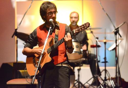 "Se&ntilde;or Pasajero" es el t&iacute;tulo del m&aacute;s reciente &aacute;lbum de "El Gordo". (Foto: Selene Mej&iacute;a/Soy502) 