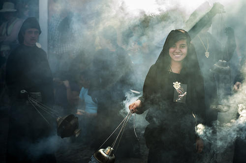 "Mirada de Semana Santa". F/2.8, 1/640seg, 50mm ISO200.