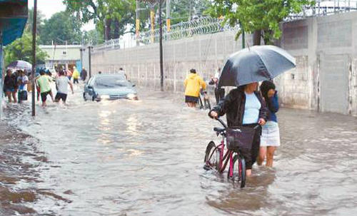 Inundaciones en Escuintla durante los últimos meses de 2010. 