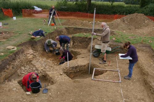 El grupo de arque&oacute;logos inici&oacute; las excavaciones hace cuatro a&ntilde;os. (Foto: Emol) 