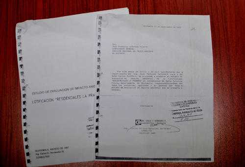 El estudio fue realizado por el ingeniero Carlos Enrique Hern&aacute;ndez, para la autorizaci&oacute;n de la urbanizaci&oacute;n "Residenciales Pradera". (Foto: Alejandro Bal&aacute;n/Soy502)
