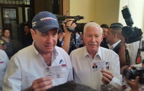 Fernando Paiz se postula como el vicepresidente por el partido Fuerza.  (Foto: Archivo/Soy502) 