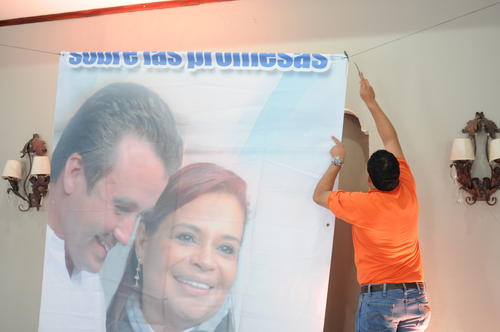 Dos de los rostros que decidir&aacute;n el futuro pol&iacute;tico del pa&iacute;s, desde el Comit&eacute; Ejecutivo del partido oficial (Foto: Archivo/Soy502) 