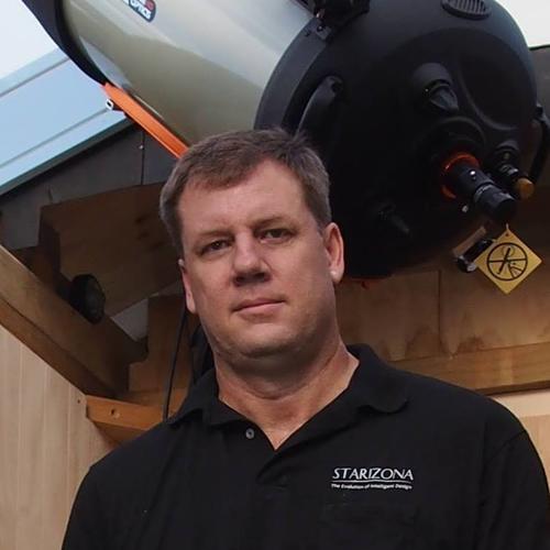 Aqu&iacute; el gran descubridor del cometa: Terry Lovejoy. (Foto: Cortes&iacute;a Edgar Castro Bathen).