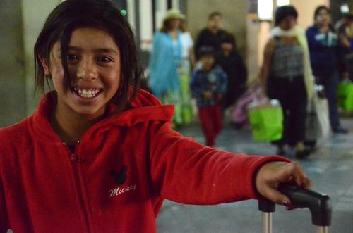 Con inocencia y timidez, Gloria cont&oacute; a Soy502 su emoci&oacute;n por participar en este gran festival. (Foto: Selene Mej&iacute;a/Soy502) 