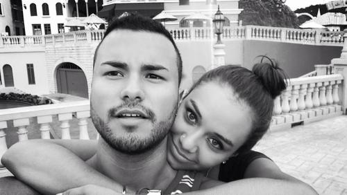 Hancer comenz&oacute; una relaci&oacute;n sentimental con Gaby Luna, durante su participaci&oacute;n en el reality "La Academia" en 2011. (Foto: Facebook Hancer oficial) 