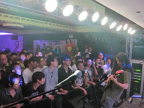 Hedras conquistó los corazones rockeros en el continente asiático. (Foto: Hedras Ramos oficial) 