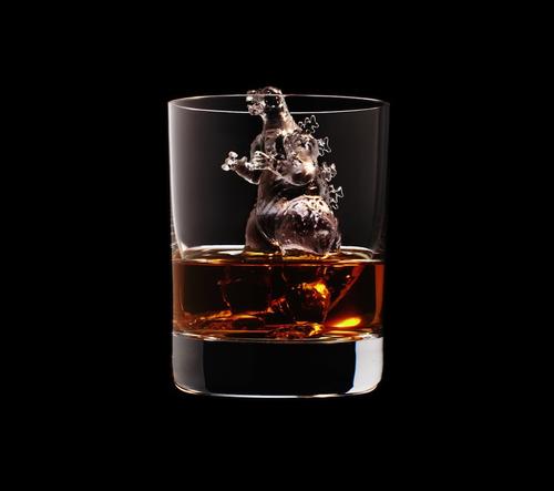 El m&iacute;tico personaje Godzilla, es parte de estas esculturas. (Foto: TBWA/Hakahodo) 