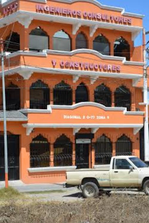 Willy Rolando Vásquez de León es propietario de Ingenieros Consultores y Constructores, la empresa más conocida en Totonicapán. (Foto: Ojo con mi pisto)