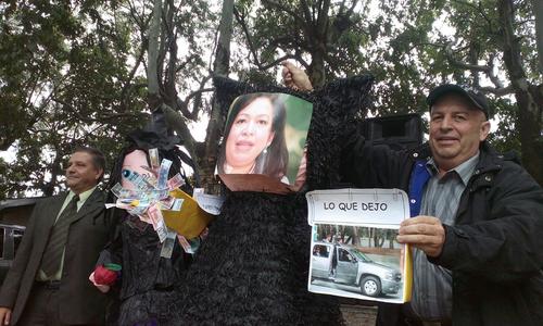 Empleados sindicalizados de la Contraloría pidien que Segura deje el cargo. (Foto: Archivo/Soy502) 