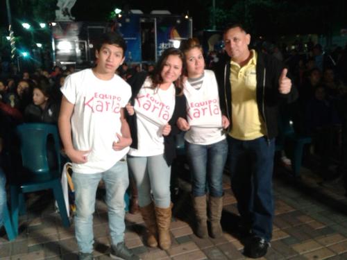 La familia de Karla Herrarte, que estuvo con ella en todo momento. (Foto: Antonio Lederer/Nuestro Diario)