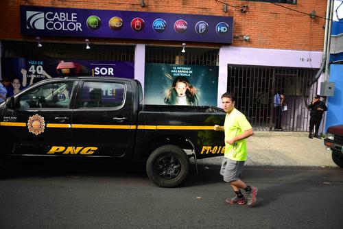 Las instalaciones de Cablecolor se encuentran ubicadas en la 20 Calle de la zona 10. Dicha empresa es propiedad de Jaime Rosenthal, un multimillonario hondureño involucrado varios casos de escándalo. (Foto: Jesús Alfonso/Soy502)