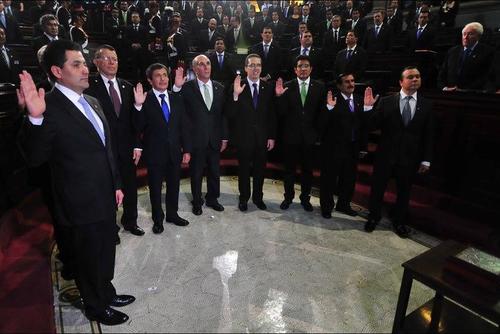Los integrantes de la Junta Directiva del Congreso interpretaron que pueden tener personal como diputados y como secretarios, vicepresidentes y presidente de este organismo. (Foto: Archivo/Soy502)