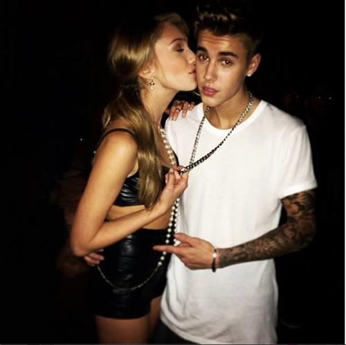 La modelo Cailin Russo aparece junto a Justin en el video que ser&aacute; lanzado el pr&oacute;ximo lunes. (Foto: Instagram)