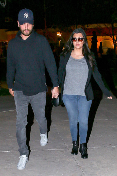 Kourtney Kardashian y Scott Disick. (Foto: ENews) 