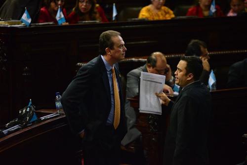 Pese al debilitamiento político por los escándalos de corrupción, el bloque del Partido Patriota tuvo asignados 93 empleados durante 2015. (Foto: Archivo/Soy502)