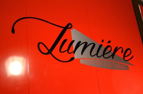 Lumi&eacute;re promete ser un lugar abierto para quien desee compartir el arte nacional. (Foto: Selene Mej&iacute;a/Soy502) 