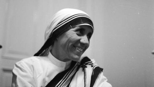 La Madre Teresa de Calculta es un s&iacute;mbolo de la compasi&oacute;n y amor a los despose&iacute;dos.