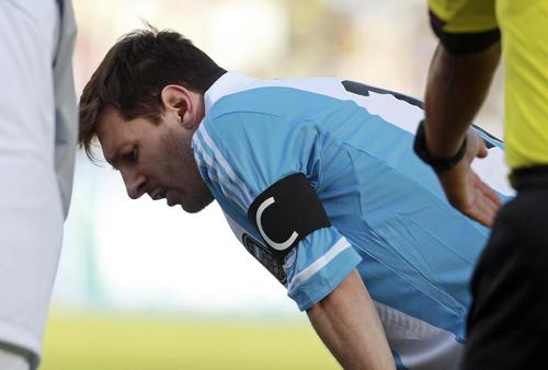 Tras la conclusi&oacute;n de los m&eacute;dicos, Messi podr&iacute;a librarse del problema que lo ha afectado las &uacute;ltimas temporadas