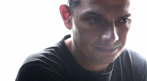 Paolo Guinea es un escritor m&uacute;sico y editor guatemalteco, sus libros forman parte de Catafixia, editorial Cultura, Magna Terra editores y Editorial Cultura. (Foto: P&aacute;nico oficial)