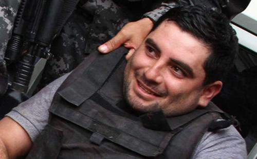 Plutarco Antonio Ruiz Rodr&iacute;guez oblig&oacute; a las personas que estaban en el balneario a que le ayudaran a enterrar a las hermanas Alvarado.