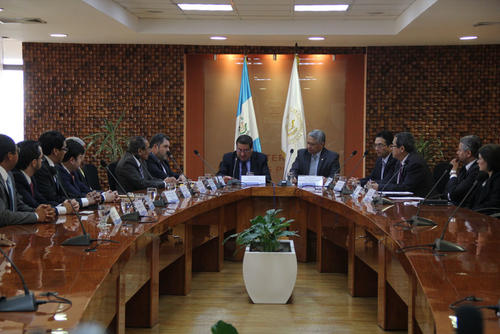 Los miembros de la comisión comenzarán a trabajar el lunes próximo. En dicha reunión definirán quién será su presidente, así como los procedimientos que utilizarán. (Foto: Alexis Batres/Soy502)